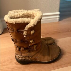 UGG Tan Shearling Lined Boots